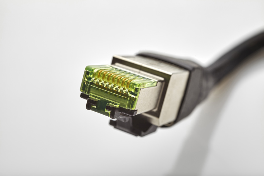 Jorma-Ethernet-connector-1-1000_180449.jpg